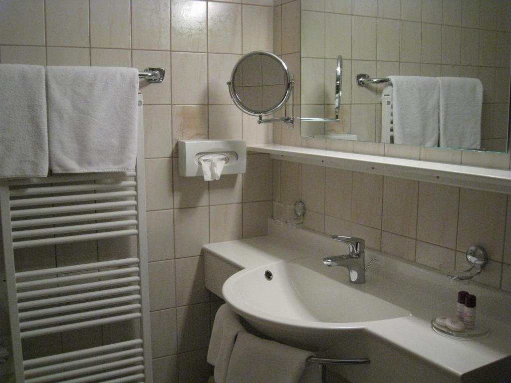 Apart Hotel Garni Strasser Zell am Ziller Bilik gambar