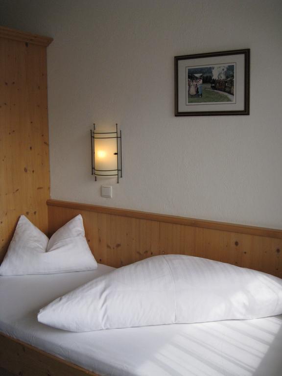 Apart Hotel Garni Strasser Zell am Ziller Bilik gambar