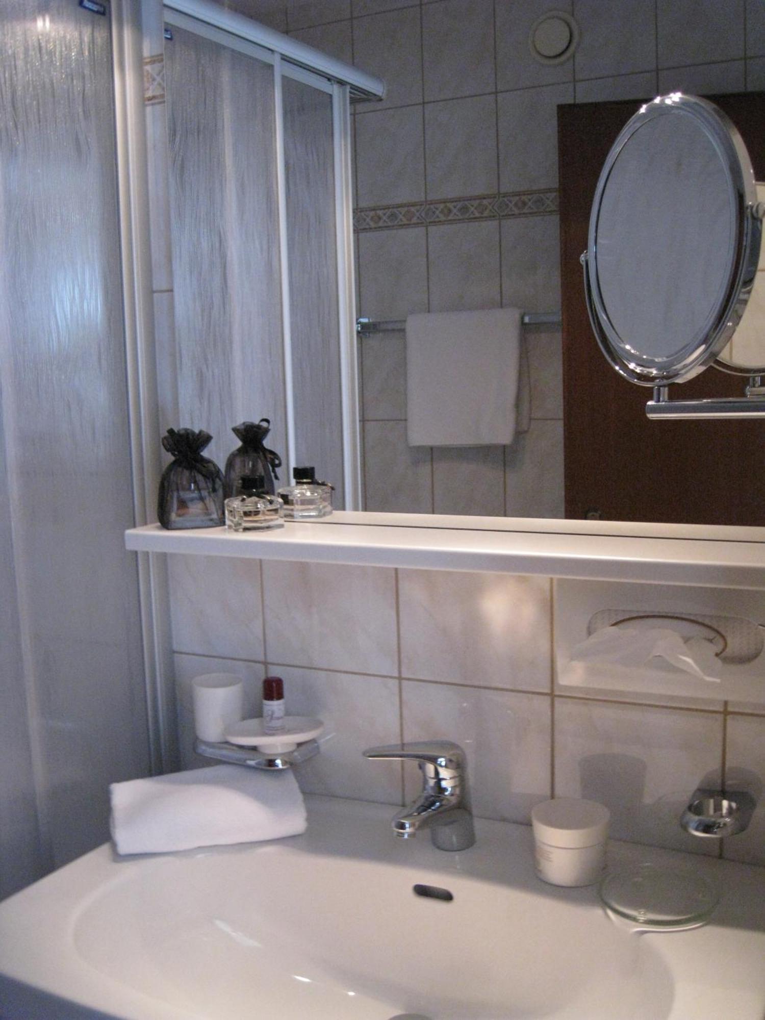 Apart Hotel Garni Strasser Zell am Ziller Luaran gambar