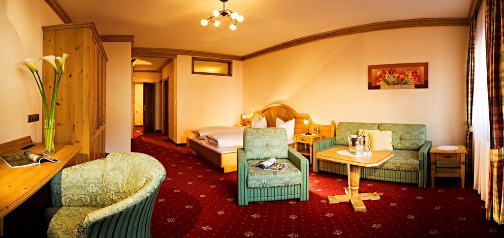 Apart Hotel Garni Strasser Zell am Ziller Luaran gambar