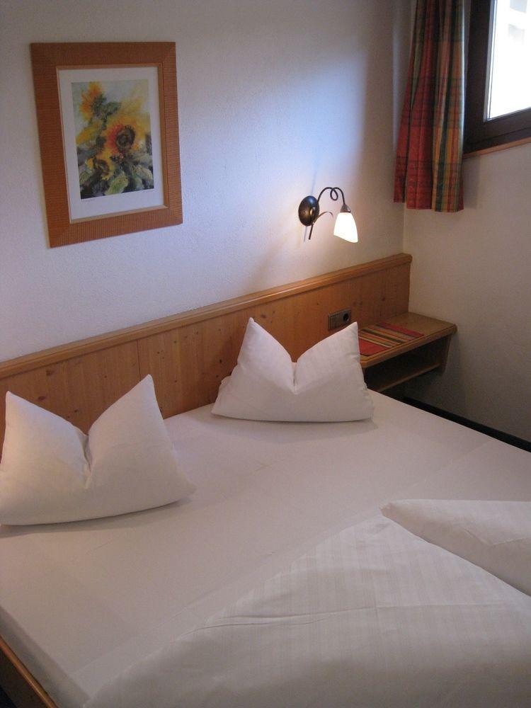 Apart Hotel Garni Strasser Zell am Ziller Luaran gambar