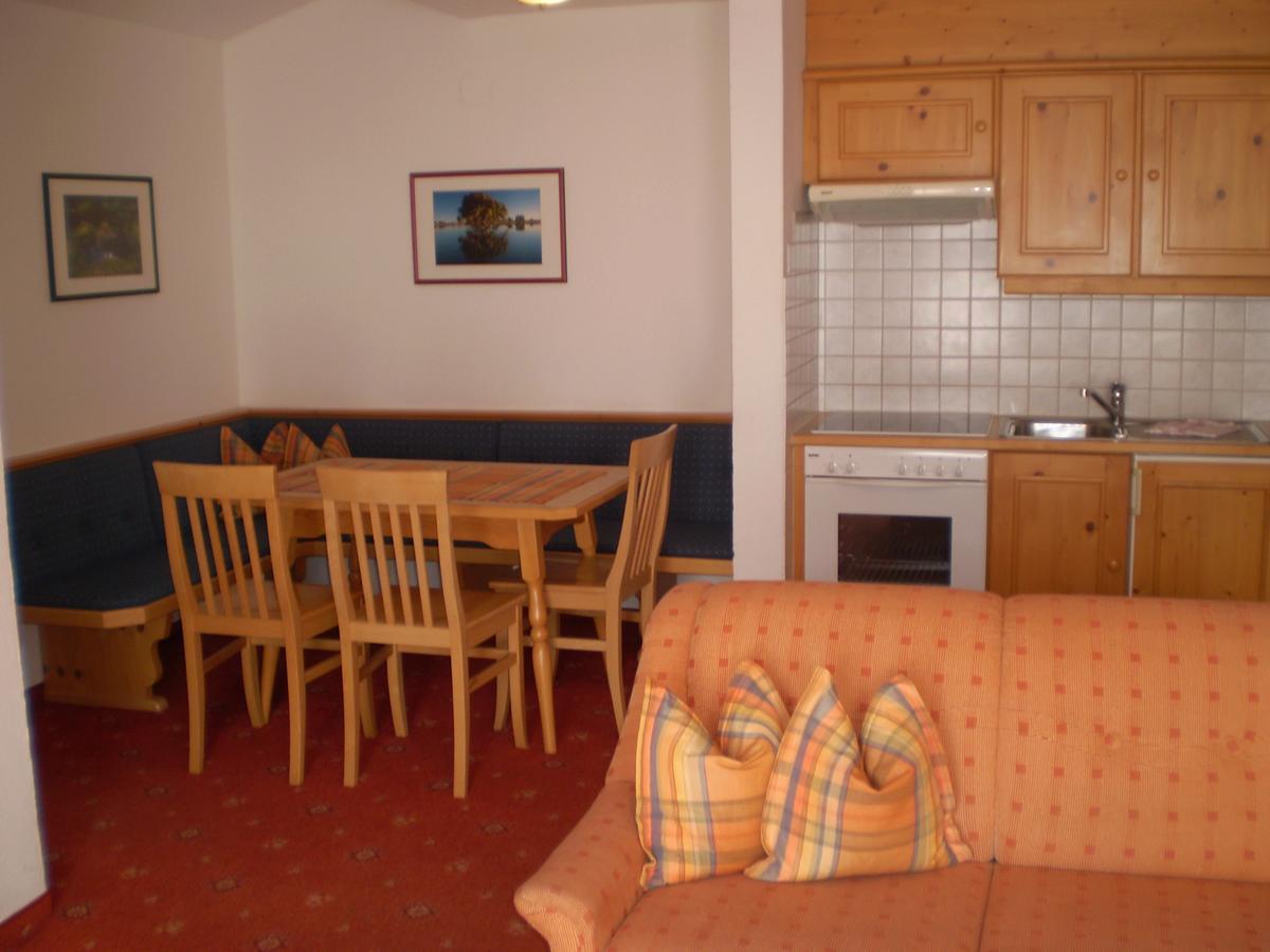 Apart Hotel Garni Strasser Zell am Ziller Luaran gambar