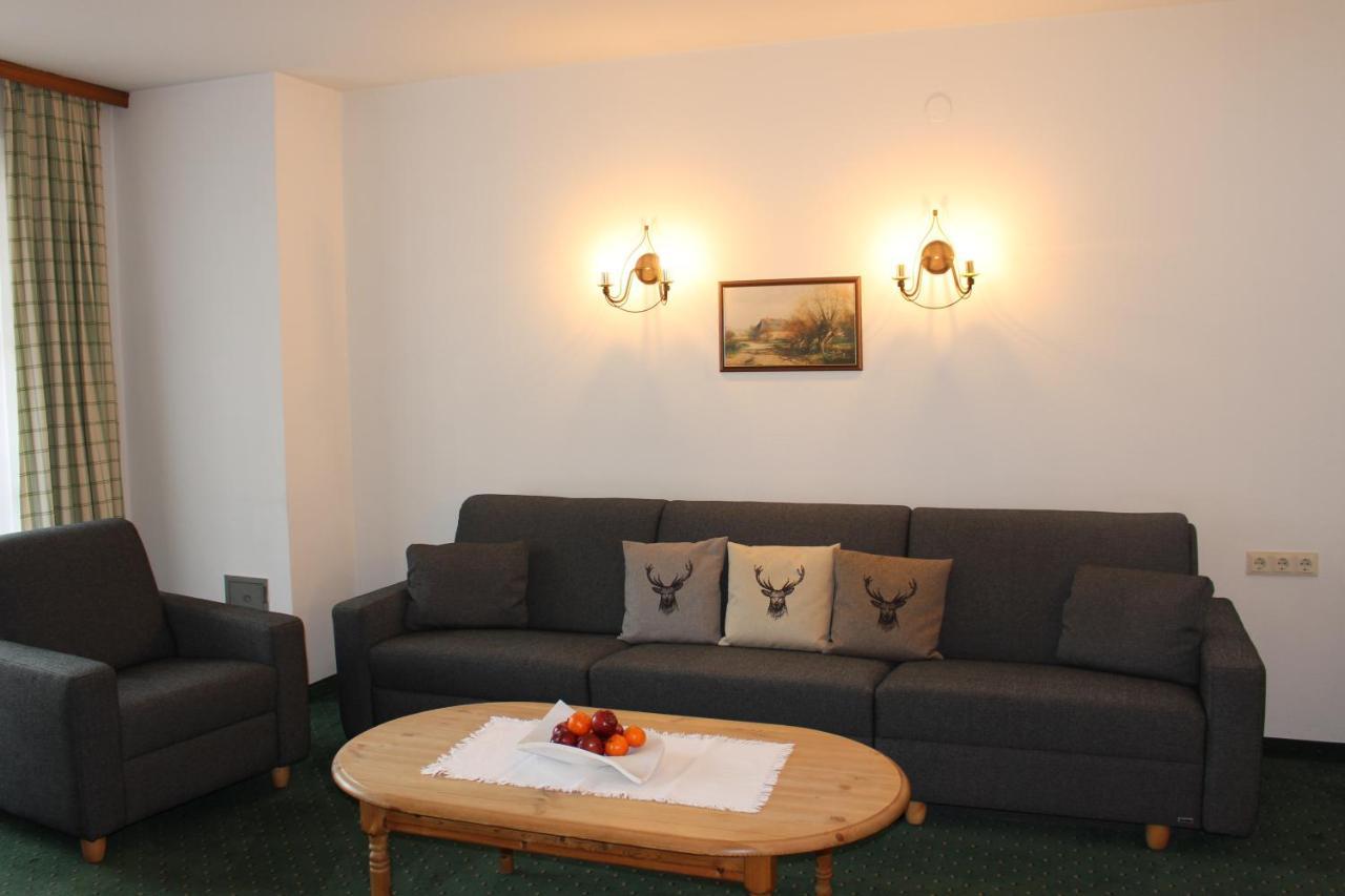 Apart Hotel Garni Strasser Zell am Ziller Luaran gambar